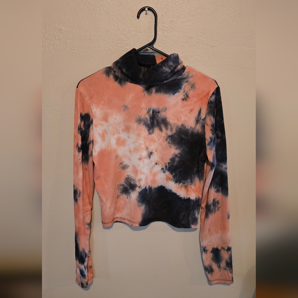 Rue 21, Tie-Dye Orange/Black, Long Sleeve Top with Low Turtle-neck, Size XL NWOT